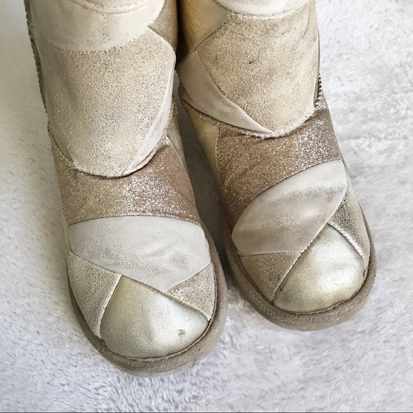 UGG Patchwork Classic Boot - Picture 5 of 12